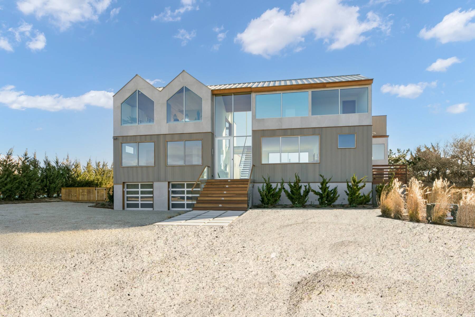  BRAND NEW MODERN OCEANFRONT w/ POOL on 2.6 ACRES IN AMAGANSETT - 物件實景