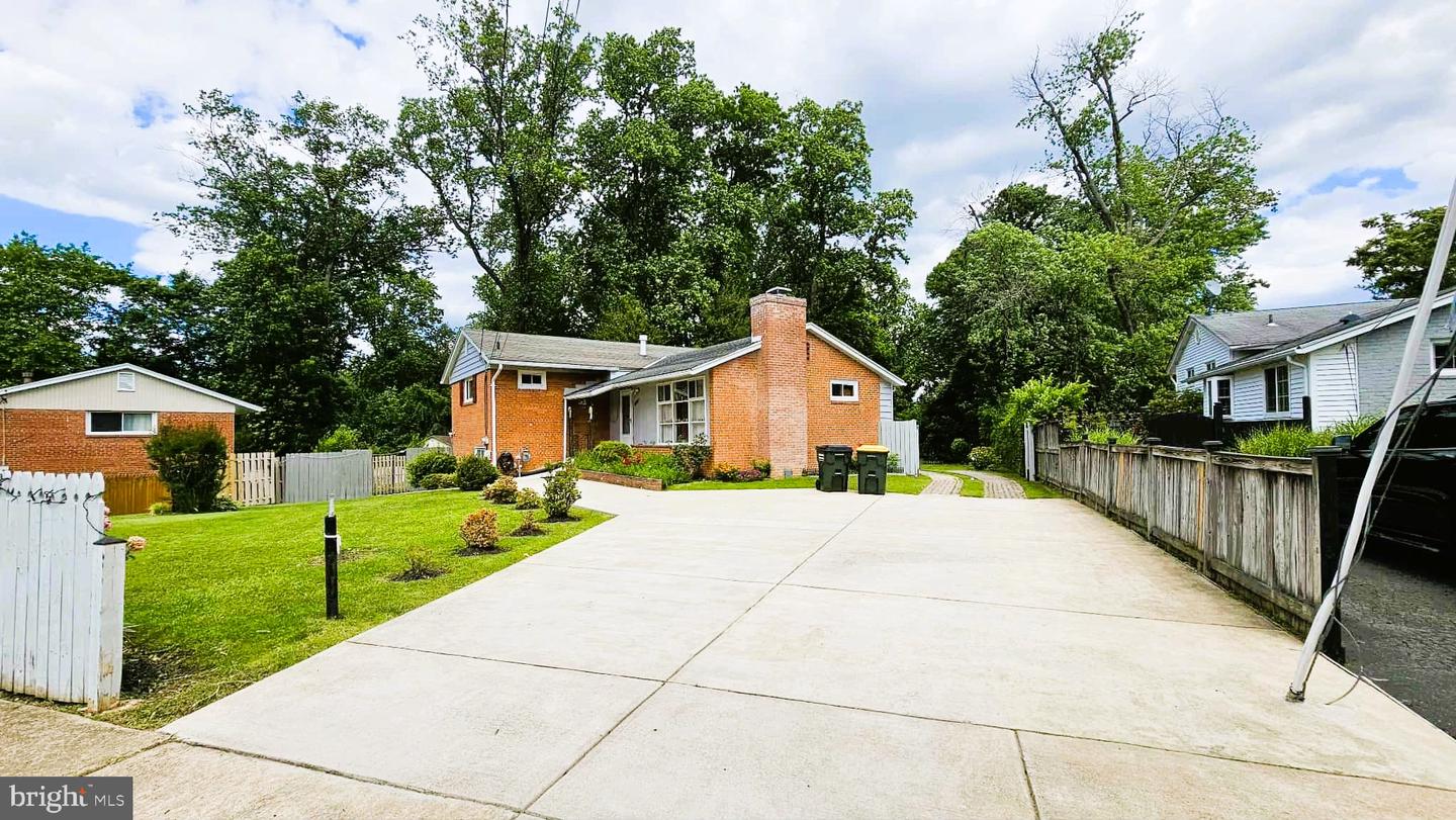 Annandale, Virginia, 22003, United States, 4 Bedrooms Bedrooms, ,3 BathroomsBathrooms,Residential,For Sale,1866164