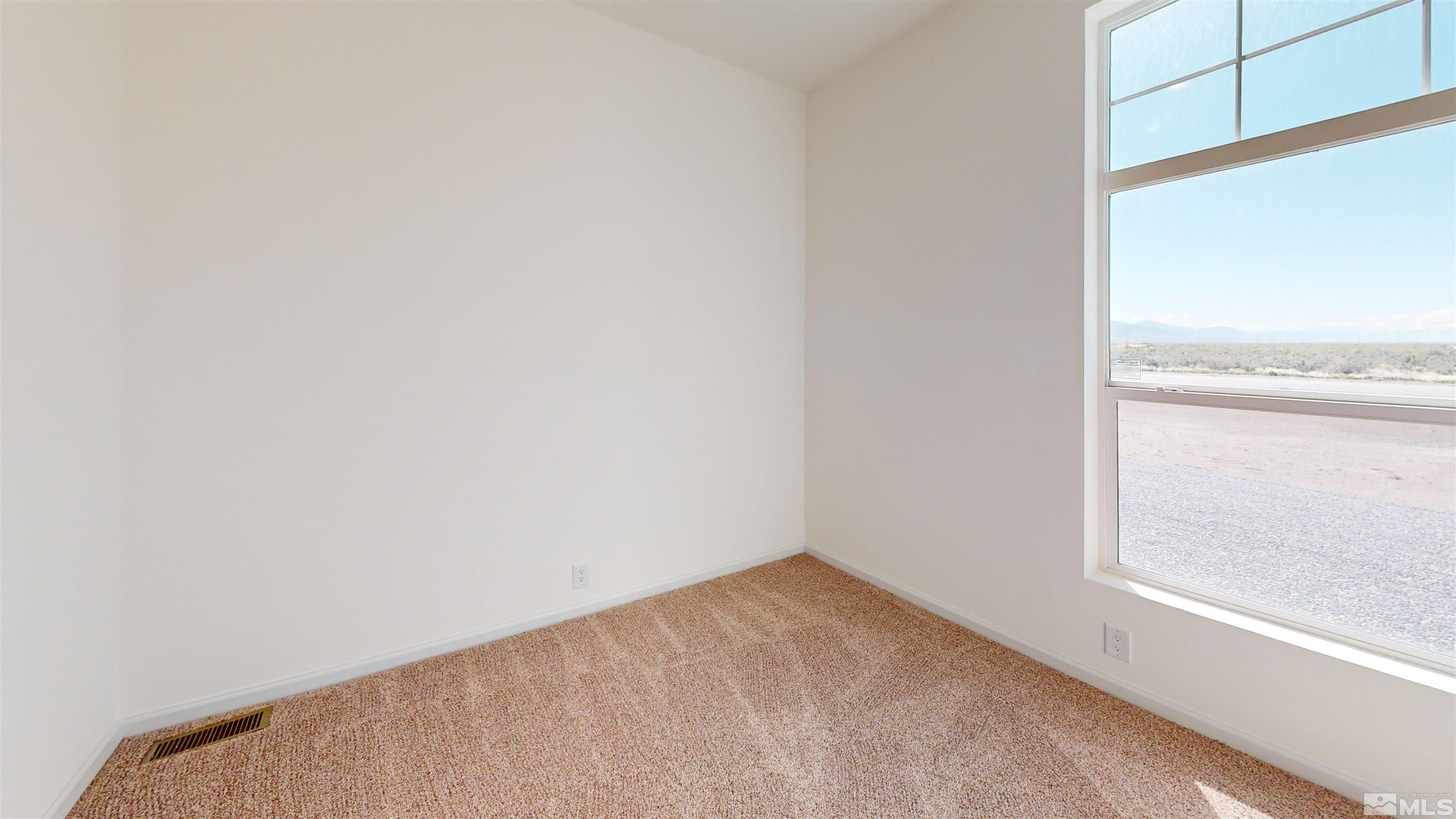 Winnemucca, Nevada, 89445, United States, 4 Bedrooms Bedrooms, ,3 BathroomsBathrooms,Residential,For Sale,1904320