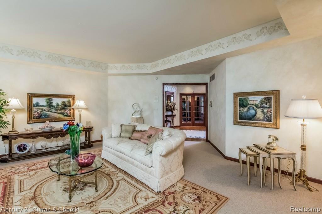 Farmington Hills, Michigan, 48331, United States, 6 Bedrooms Bedrooms, ,7 BathroomsBathrooms,Residential,For Sale,1914340