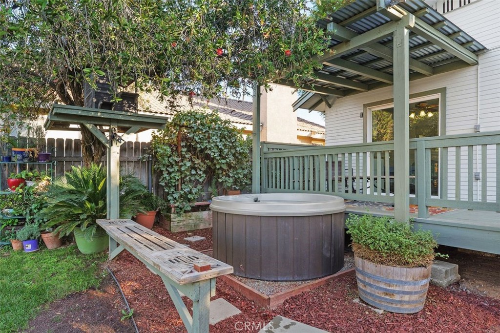 Riverside, California, 92507, United States, 2 Bedrooms Bedrooms, ,1 BathroomBathrooms,Residential,For Sale,1987863