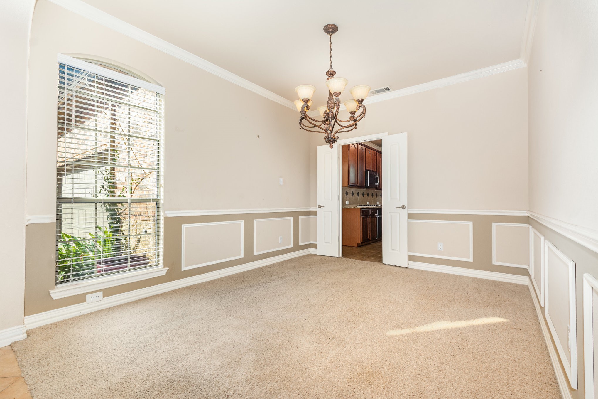 Keller, Texas, 76248, United States, 4 Bedrooms Bedrooms, ,4 BathroomsBathrooms,Residential,For Sale,1966158