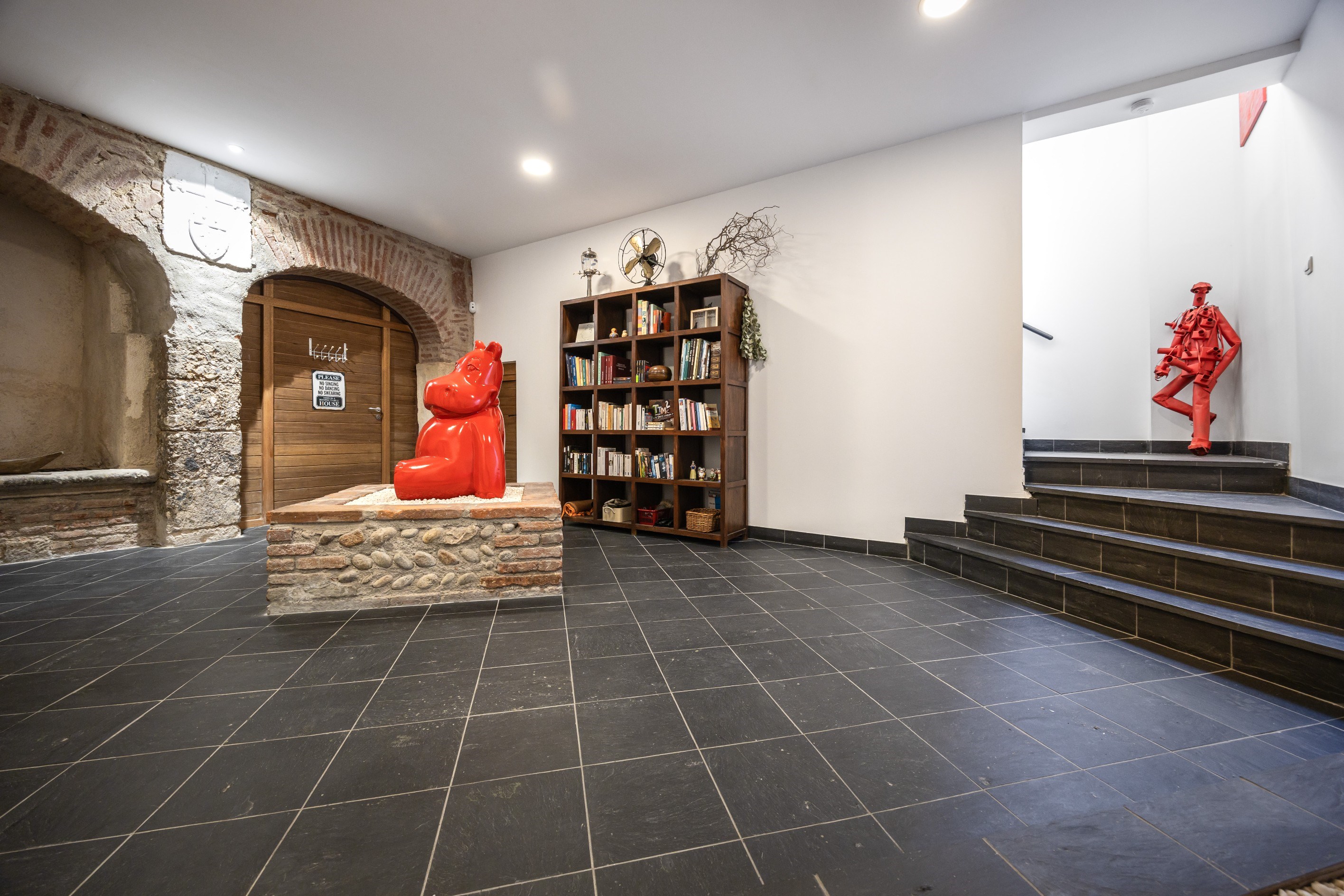  CHARACTERFUL APARTMENT IN THE HEART OF PERPIGNAN, BLENDING AUTHENTICITY AND MOD… - 物件實景