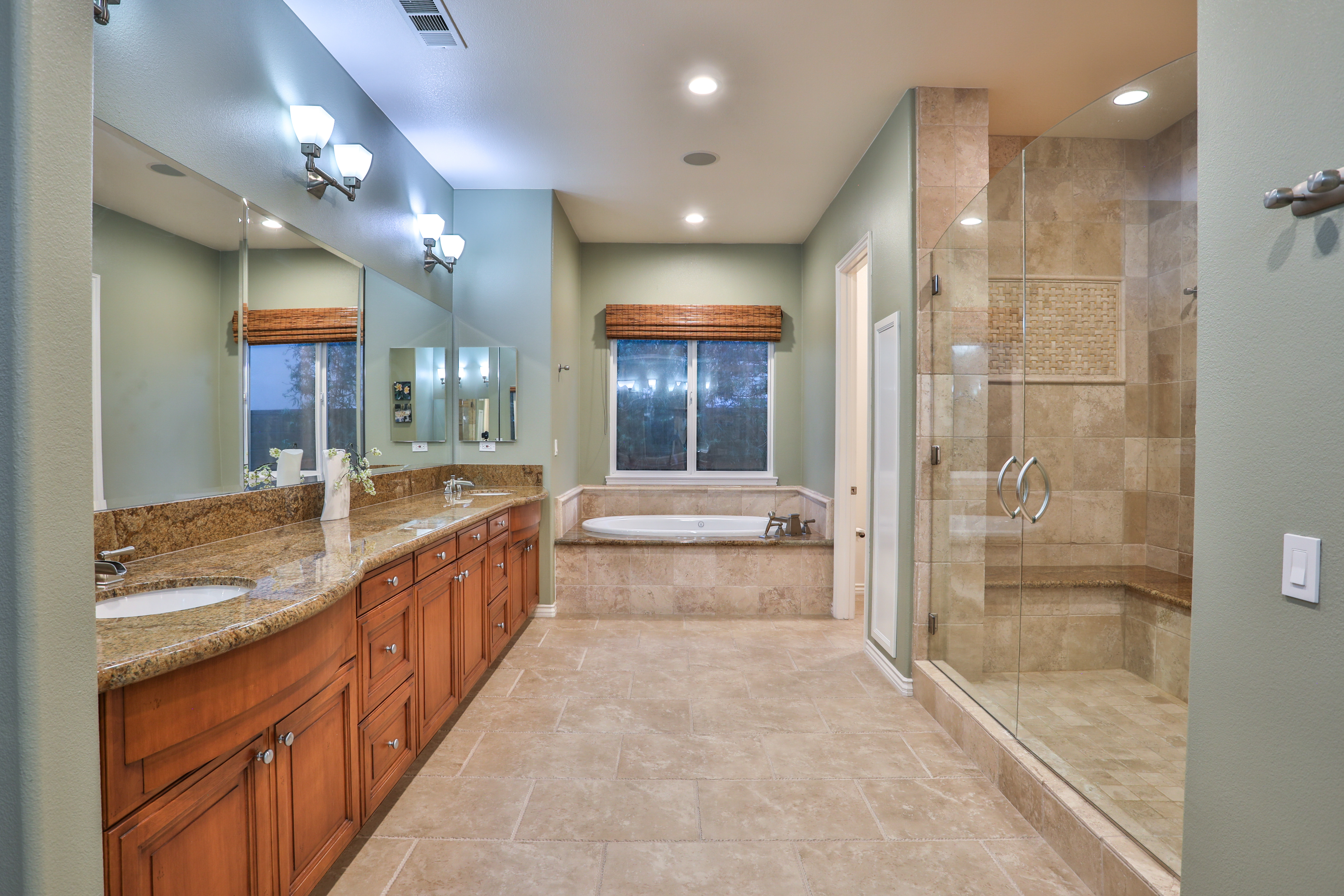  13052 Via Tesoro Drive, Rancho Cucamonga, CA 91739 - 物件實景