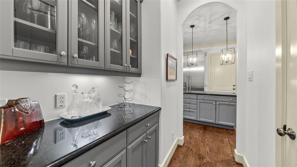 Bellaire, Texas, 77401, United States, 5 Bedrooms Bedrooms, ,7 BathroomsBathrooms,Residential,For Sale,1838801