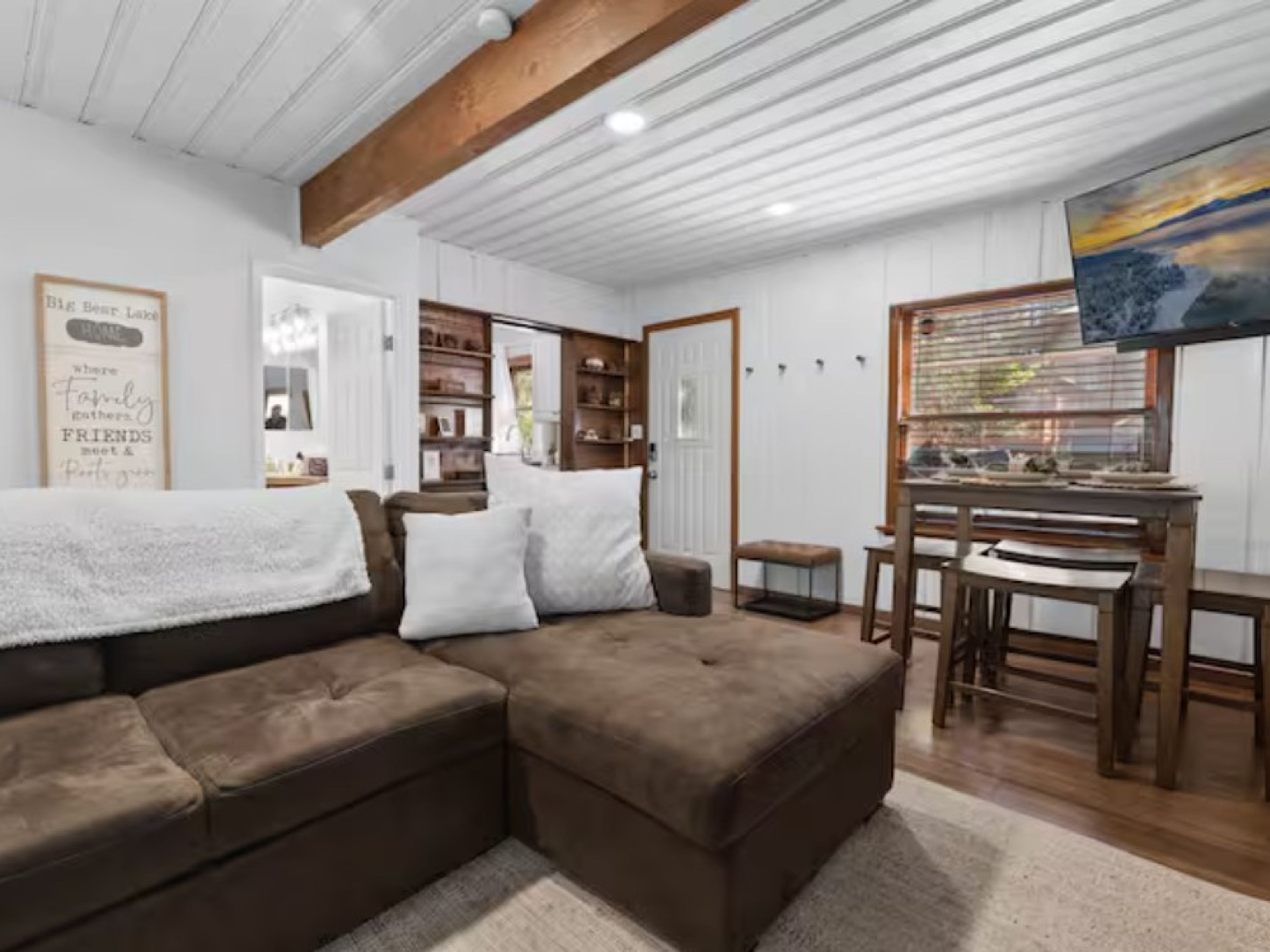  409 West Rainbow Boulevard, Big Bear, CA 92314 - 物件實景