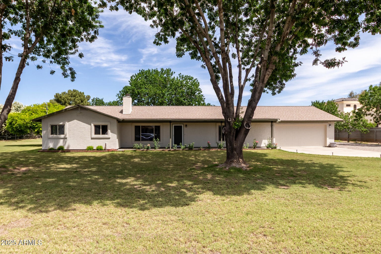 Chandler, Arizona, 85249, United States, 3 Bedrooms Bedrooms, ,2 BathroomsBathrooms,Residential,For Sale,1975354