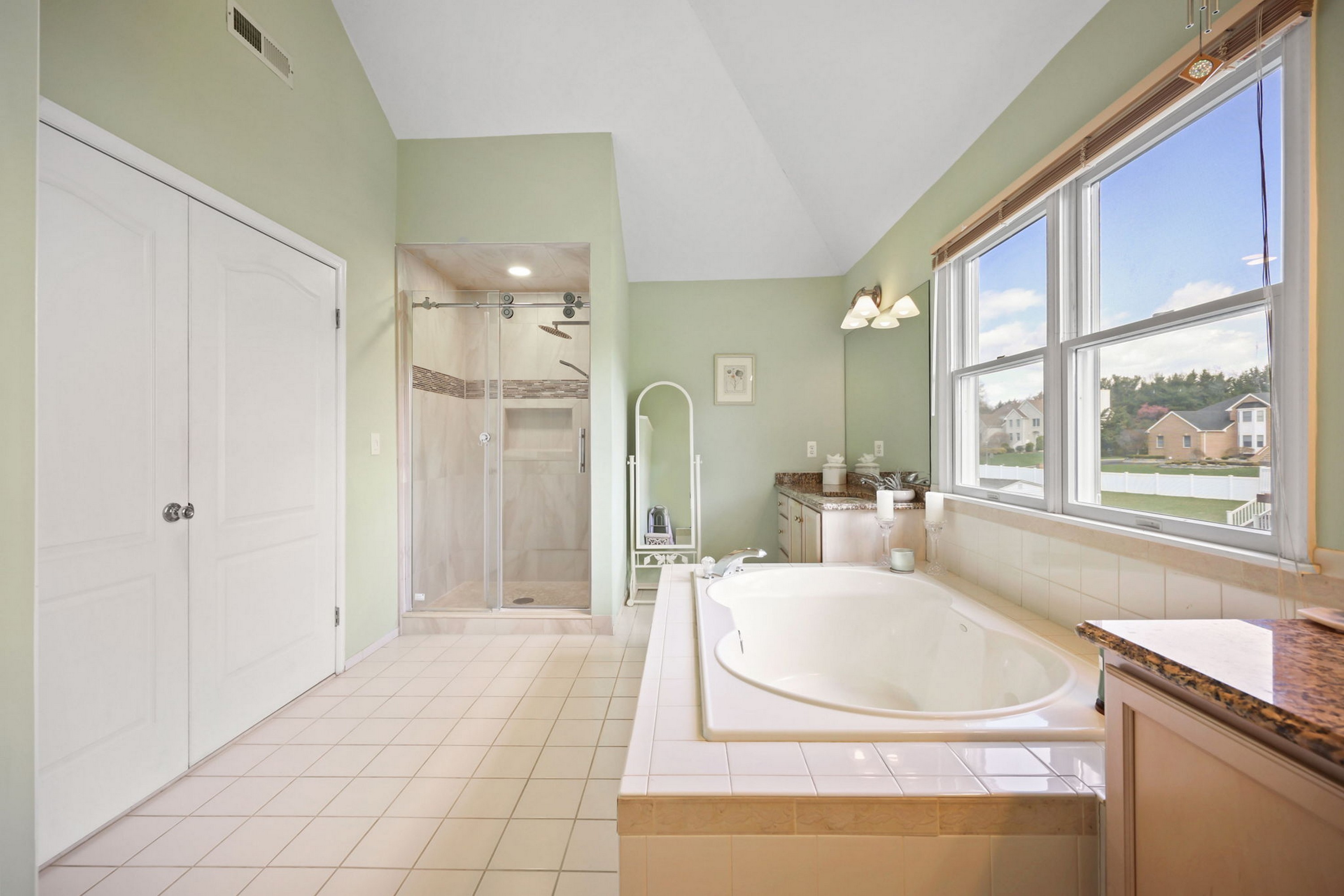  308 Flower Lane - 物件實景