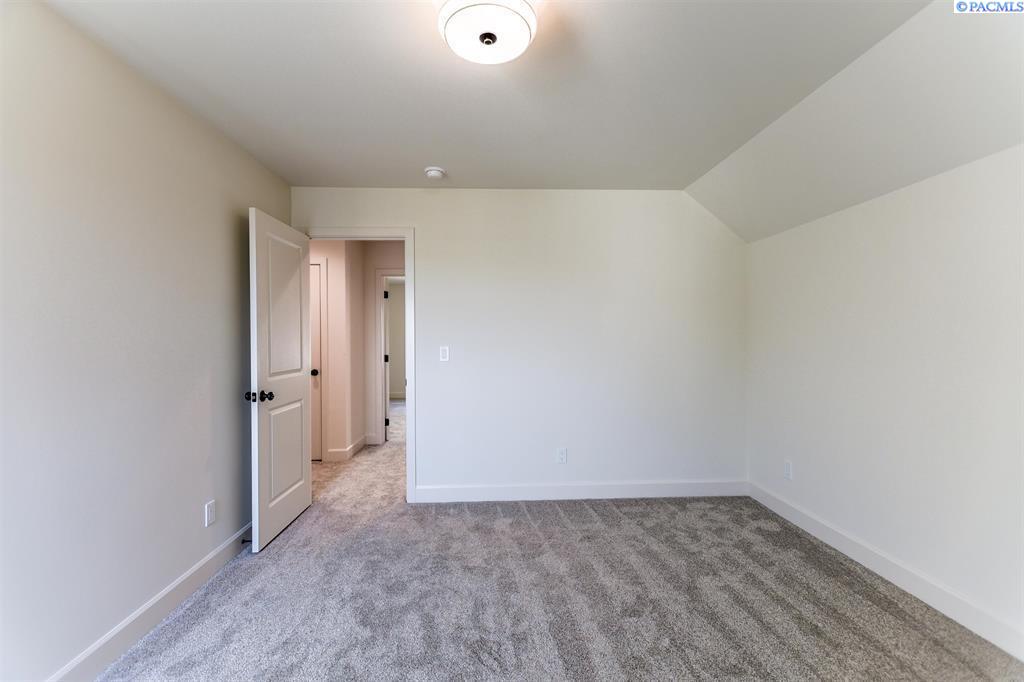 Pullman, Washington, 99163, United States, 4 Bedrooms Bedrooms, ,3 BathroomsBathrooms,Residential,For Sale,1794124