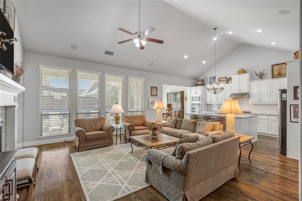 Prosper, Texas, 75078, United States, 4 Bedrooms Bedrooms, ,3 BathroomsBathrooms,Residential,For Sale,1986475