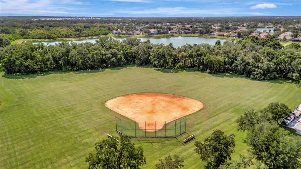 Bradenton, Florida, 34212, United States, 3 Bedrooms Bedrooms, ,4 BathroomsBathrooms,Residential,For Sale,1910869