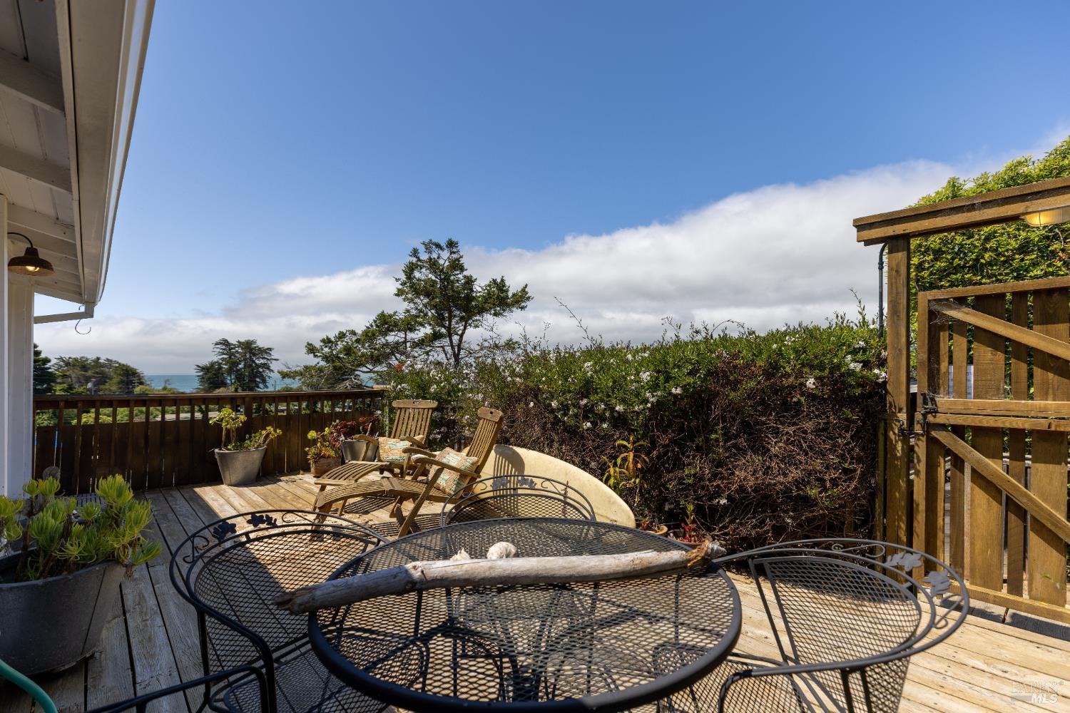 Stinson Beach, California, 94970, United States, 1 Bedroom Bedrooms, ,1 BathroomBathrooms,Residential,For Sale,1838443