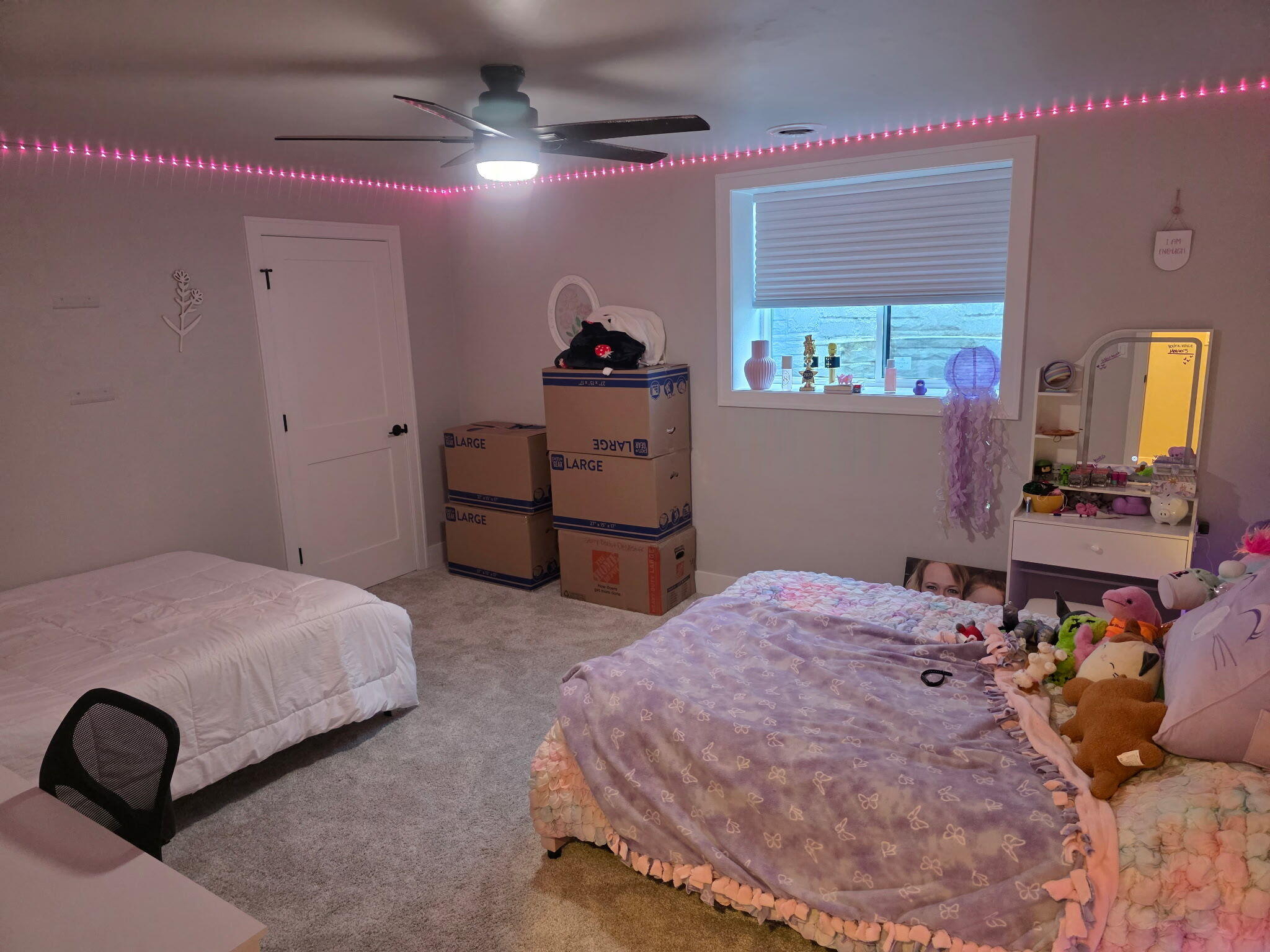 Manitowoc, Wisconsin, 54220, United States, 5 Bedrooms Bedrooms, ,3 BathroomsBathrooms,Residential,For Sale,1950077