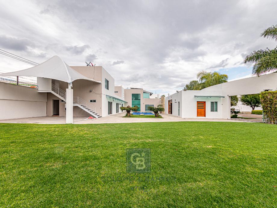 Nogales, Corregidora, Querétaro, 76904, Mexico, 5 Bedrooms Bedrooms, ,6 BathroomsBathrooms,Residential,For Sale,Nogales,1443415