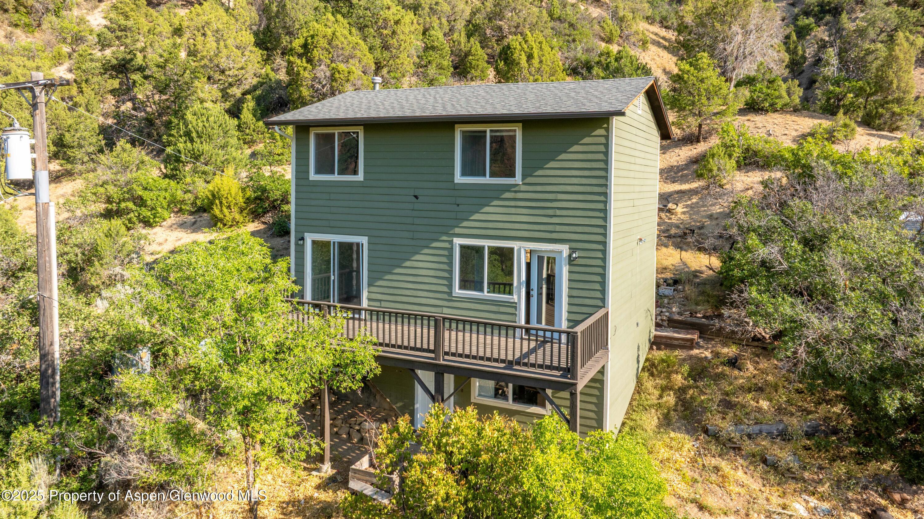 Glenwood Springs, Colorado, 81601, United States, 3 Bedrooms Bedrooms, ,3 BathroomsBathrooms,Residential,For Sale,1941964