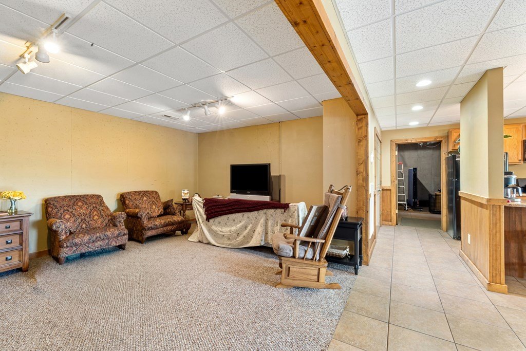 Hayesville, North Carolina, 28904, United States, 3 Bedrooms Bedrooms, ,4 BathroomsBathrooms,Residential,For Sale,1974136