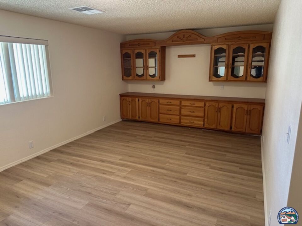 El Centro, California, 92243, United States, 3 Bedrooms Bedrooms, ,2 BathroomsBathrooms,Residential,For Sale,1939319