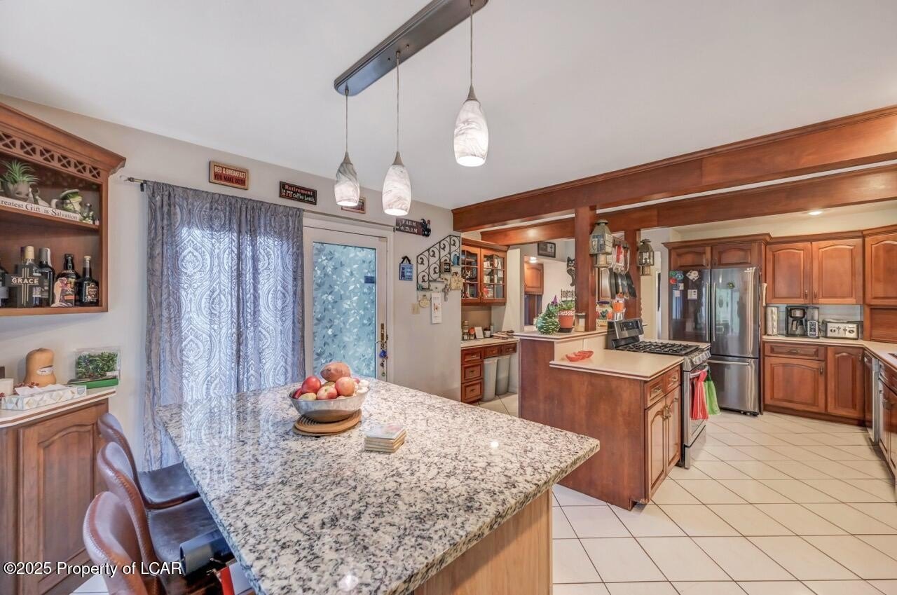 Sugarloaf, Pennsylvania, 18249, United States, 4 Bedrooms Bedrooms, ,3 BathroomsBathrooms,Residential,For Sale,1996756