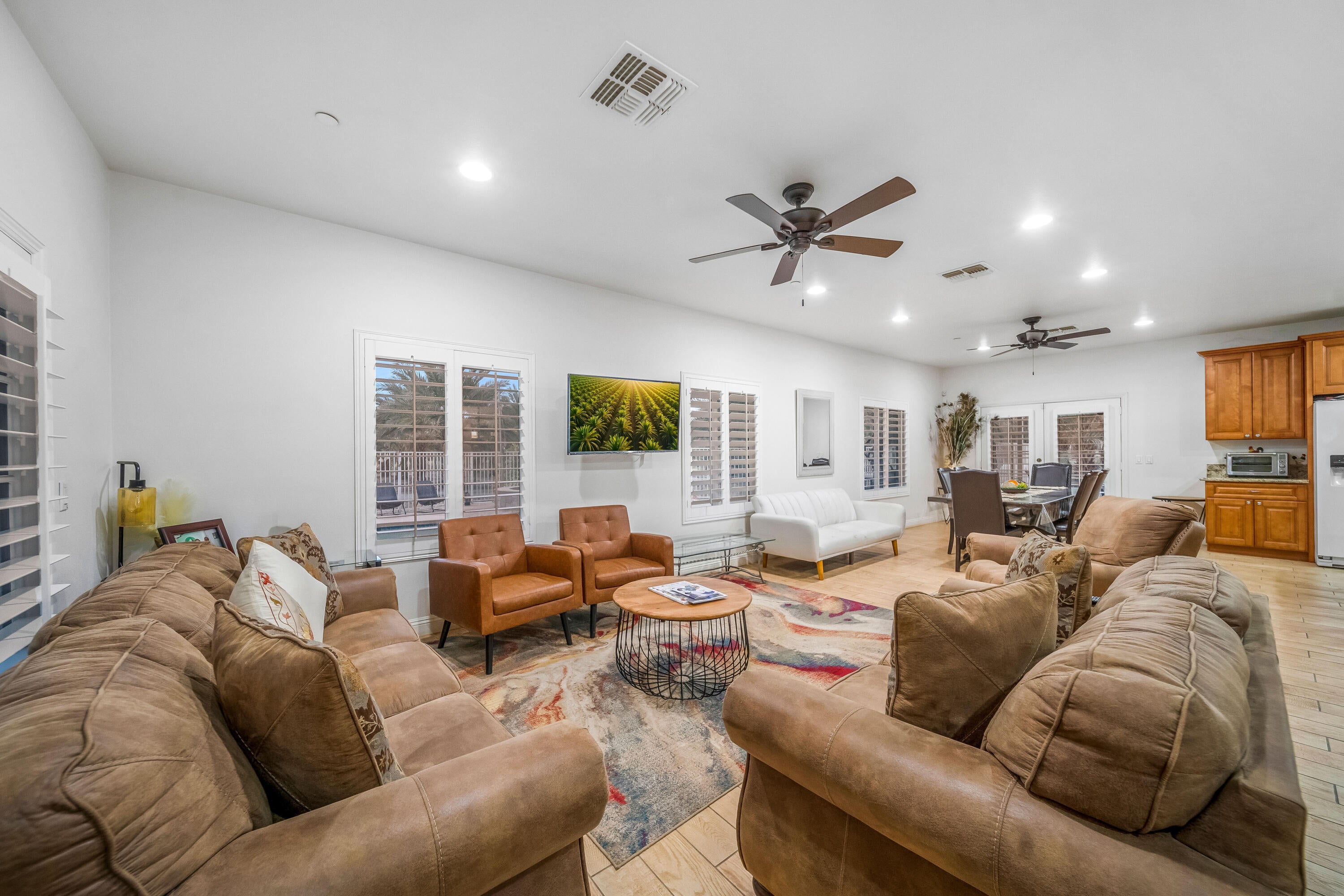 Thermal, California, 92274, United States, 3 Bedrooms Bedrooms, ,4 BathroomsBathrooms,Residential,For Sale,2006584