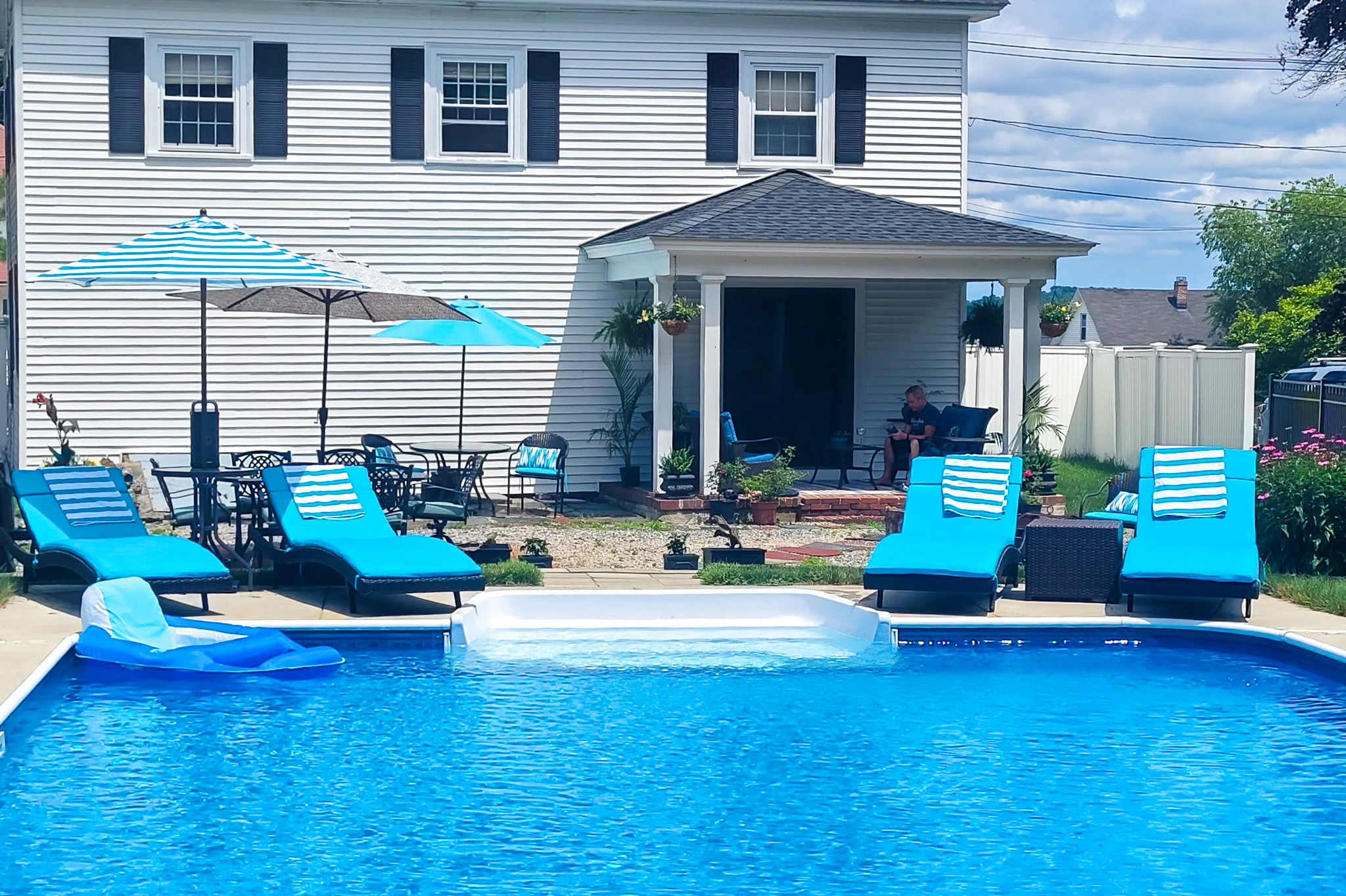 Lawrence, Massachusetts, 01841, United States, 3 Bedrooms Bedrooms, ,2 BathroomsBathrooms,Residential,For Sale,2005790