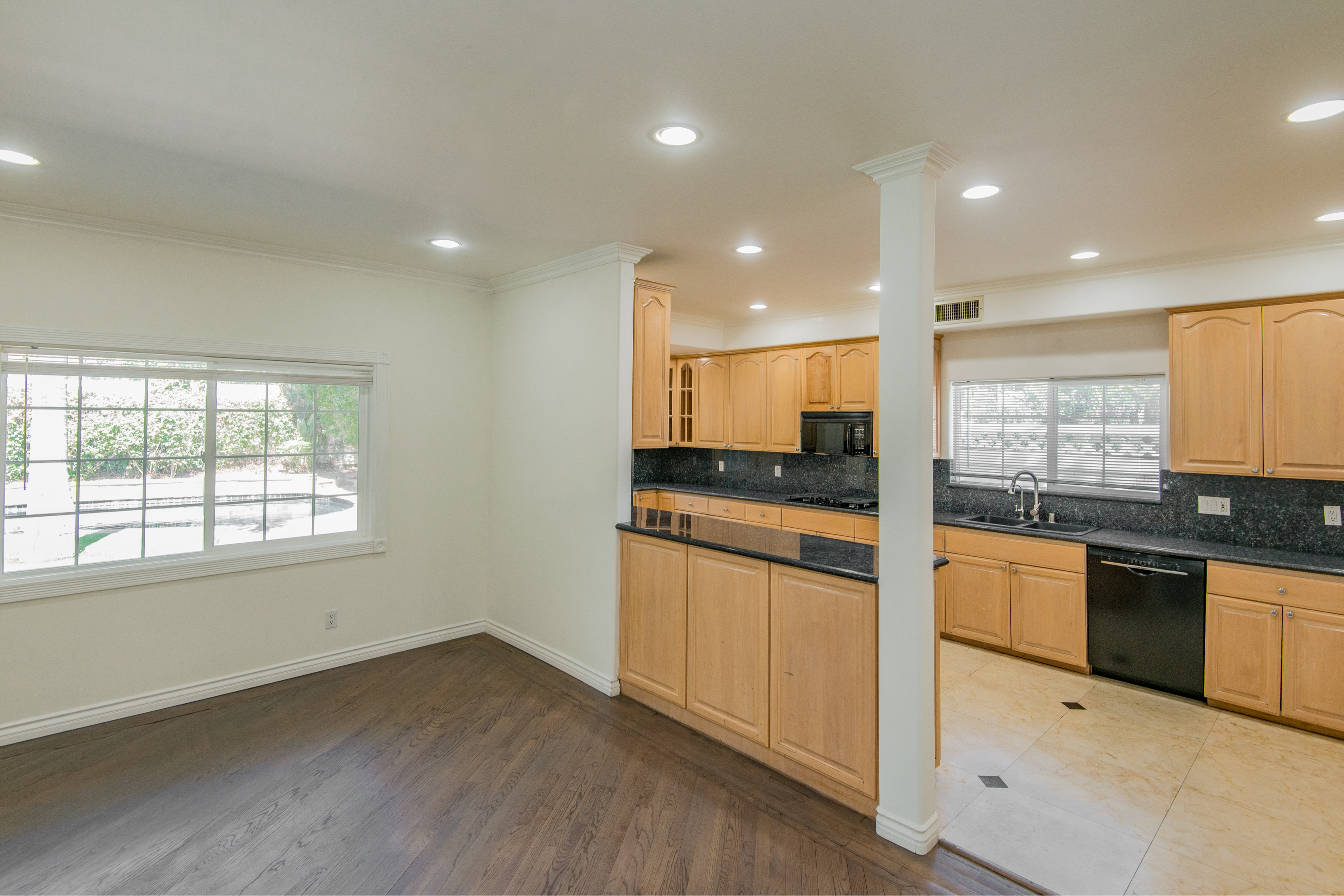  4343 Shadyglade Avenue - 物件實景