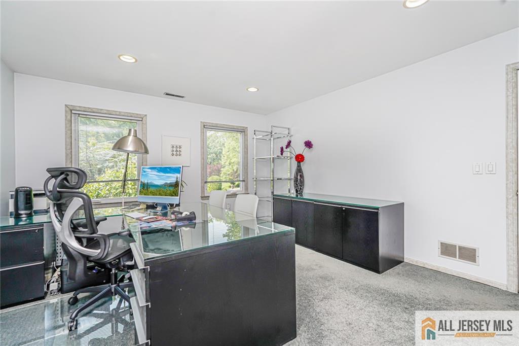 East Brunswick, New Jersey, 08816, United States, 4 Bedrooms Bedrooms, ,4 BathroomsBathrooms,Residential,For Sale,1847470