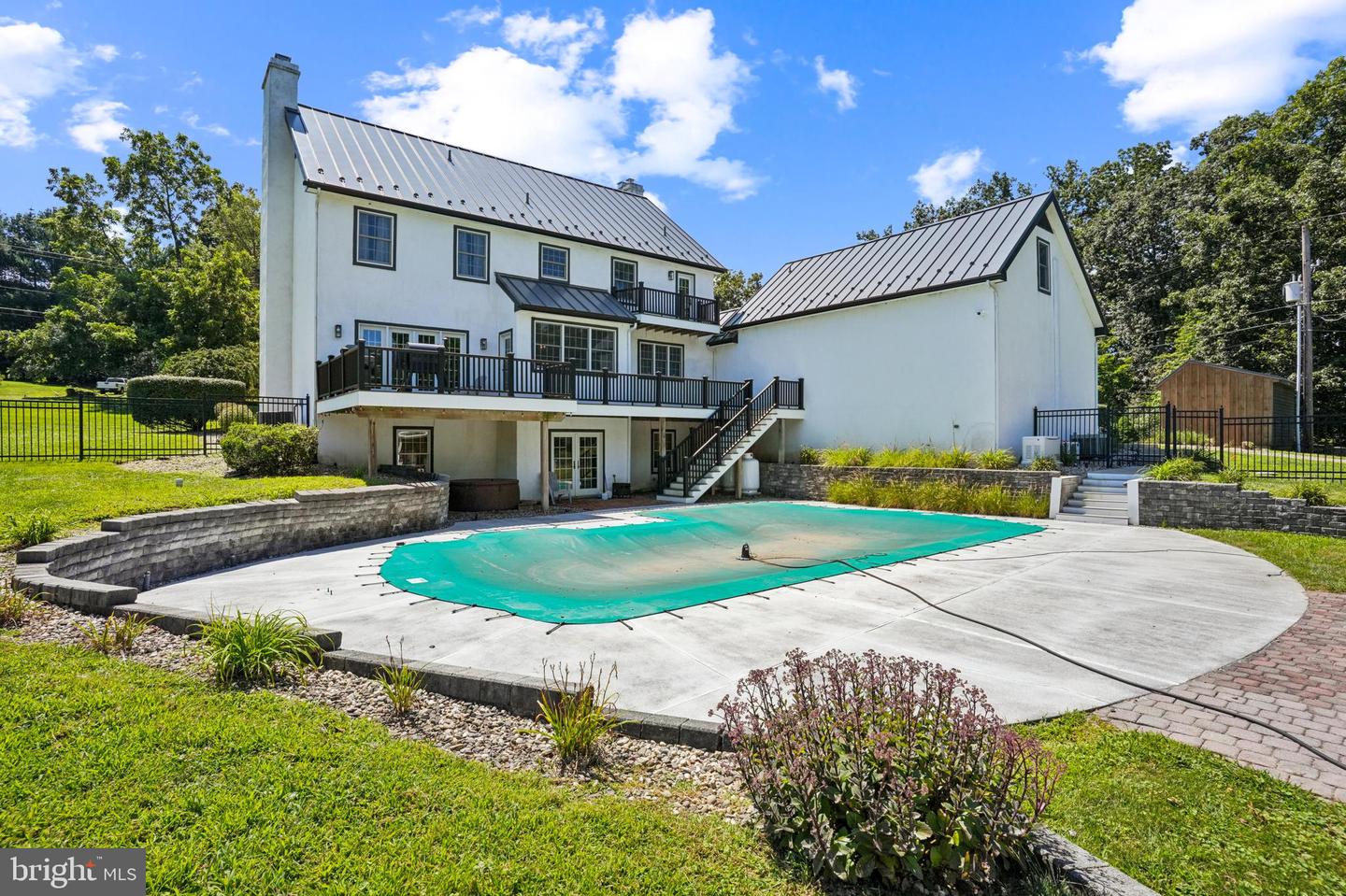 Pottstown, Pennsylvania, 19465, United States, 3 Bedrooms Bedrooms, ,6 BathroomsBathrooms,Residential,For Sale,1913550
