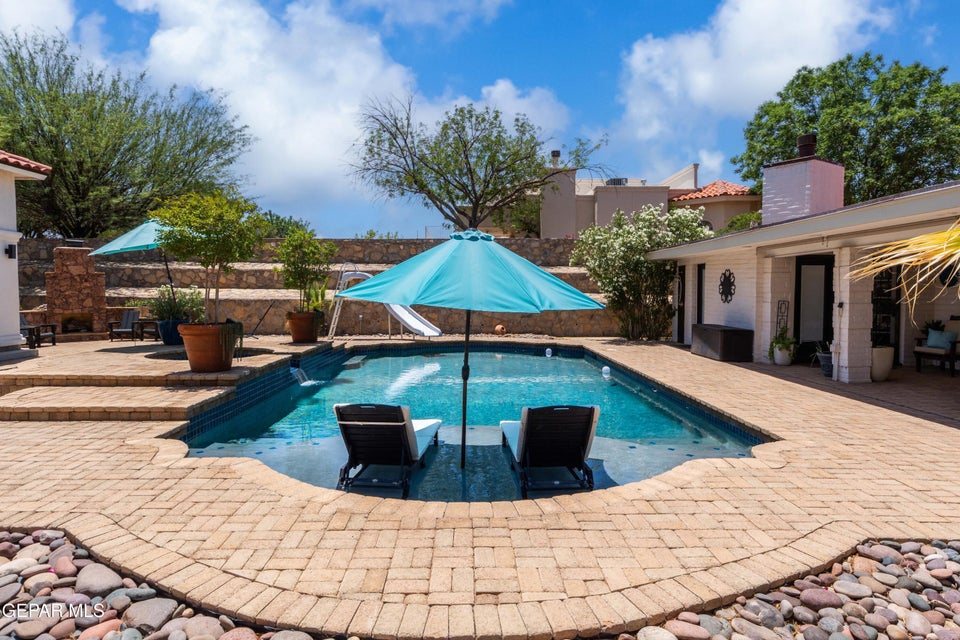 El Paso, Texas, 79936, United States, 5 Bedrooms Bedrooms, ,5 BathroomsBathrooms,Residential,For Sale,1980417