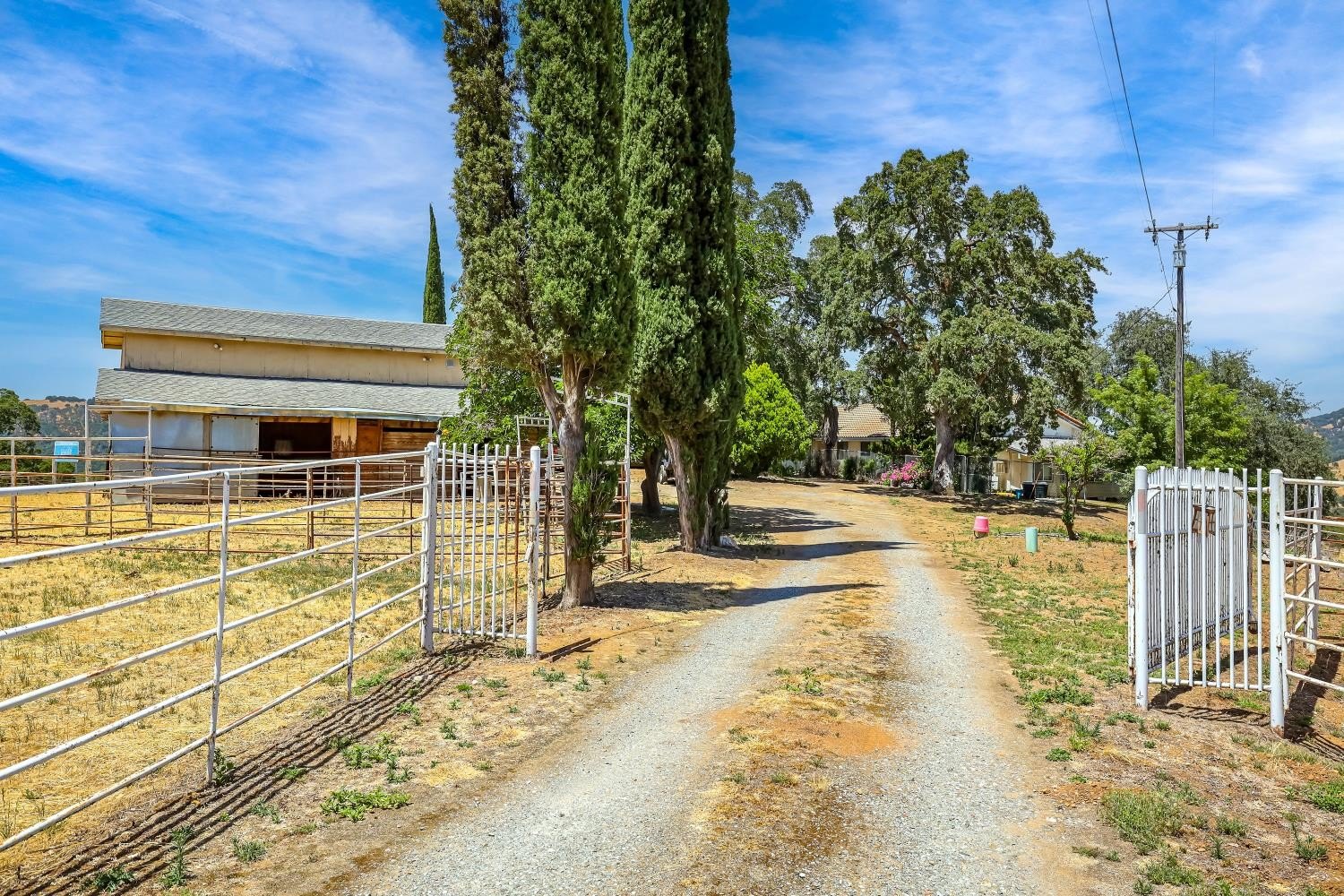Mokelumne Hill, California, 95245, United States, 4 Bedrooms Bedrooms, ,3 BathroomsBathrooms,Residential,For Sale,1844920