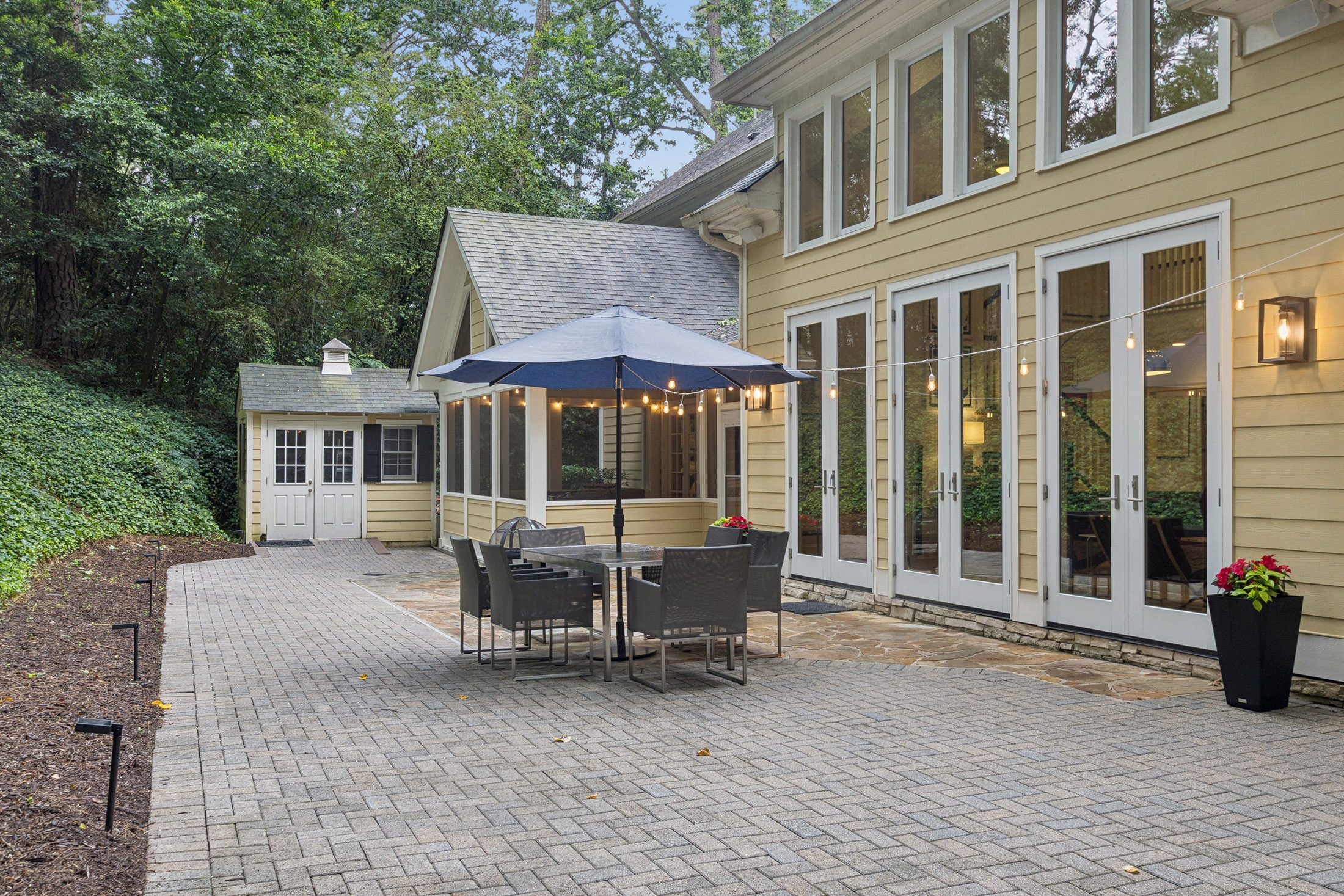  Privacy, Style, and Comfort in Coveted Buckhead Location - 物件實景