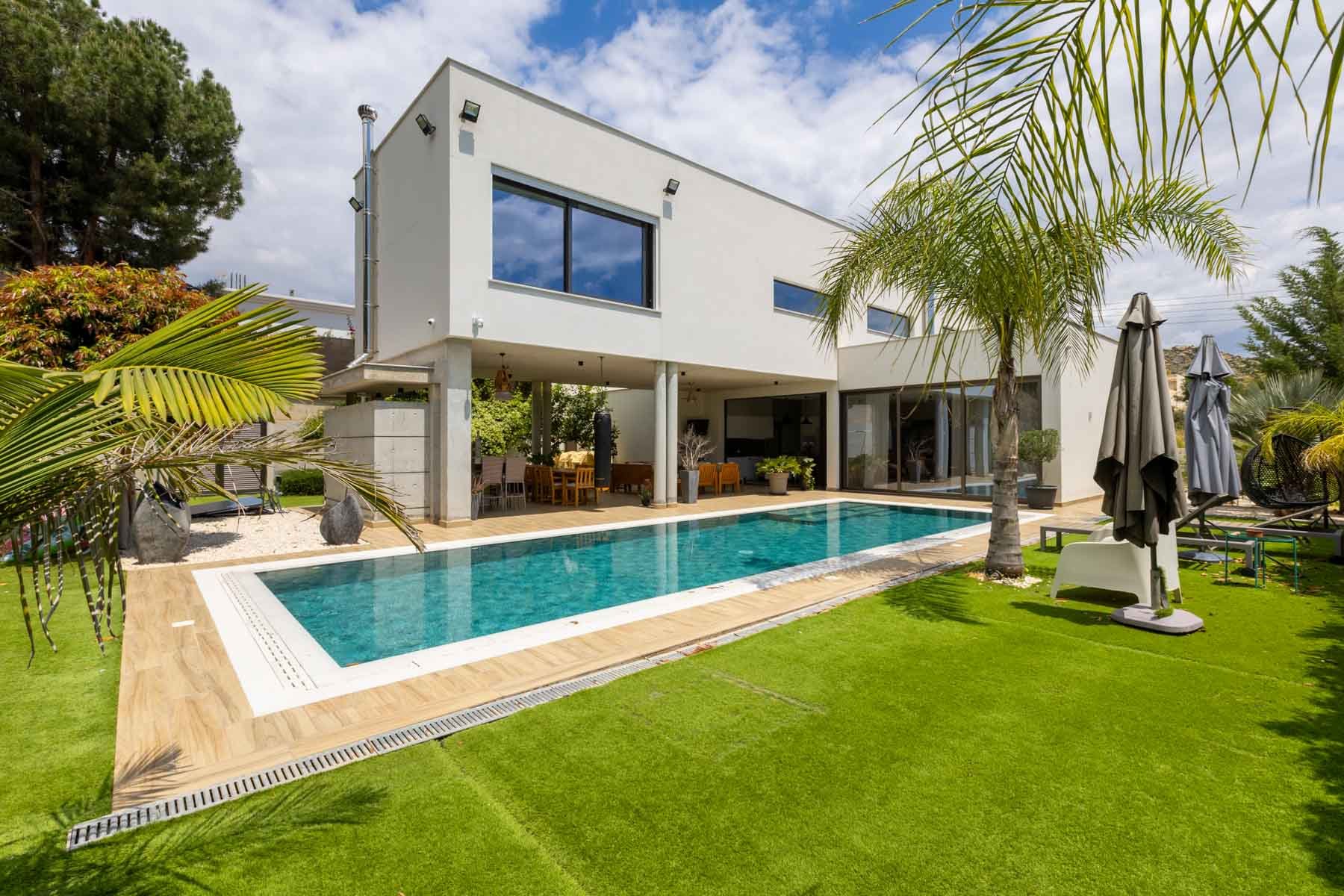  Contemporary 4-Bedroom Villa with Private Pool in Agios Athanasios, Limassol - 物件實景