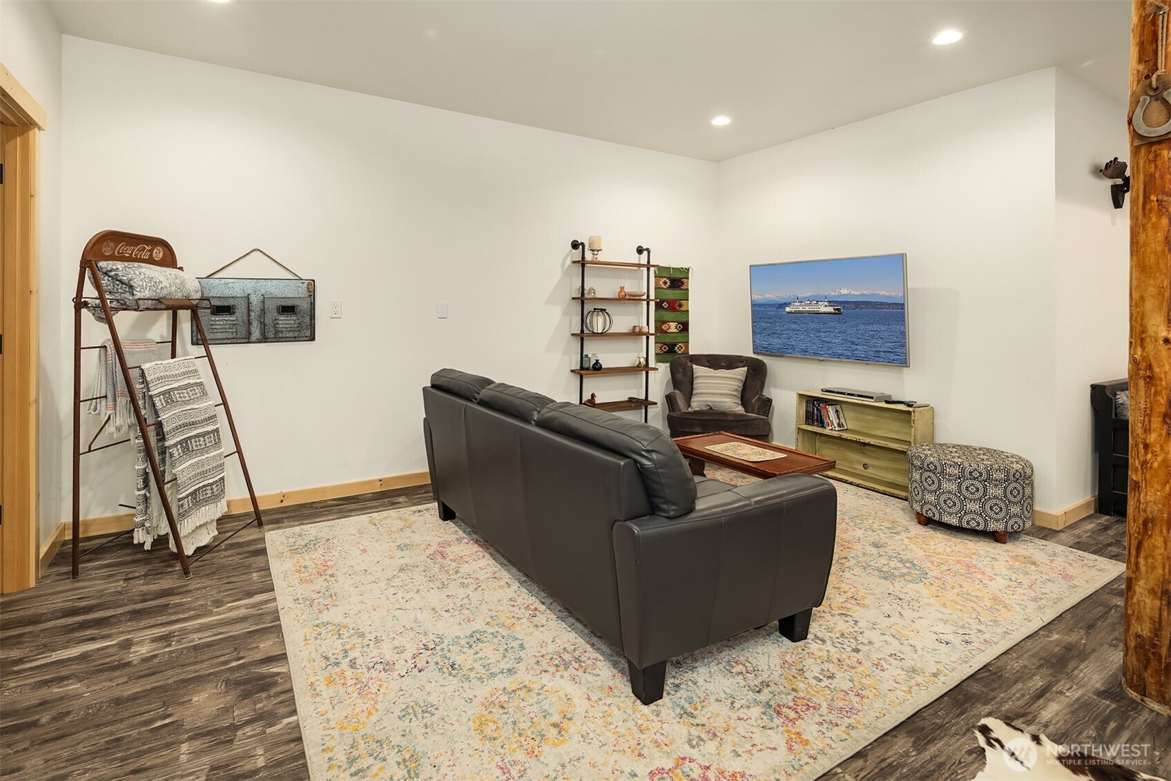 Clinton, Washington, 98236, United States, 3 Bedrooms Bedrooms, ,2 BathroomsBathrooms,Residential,For Sale,1949676