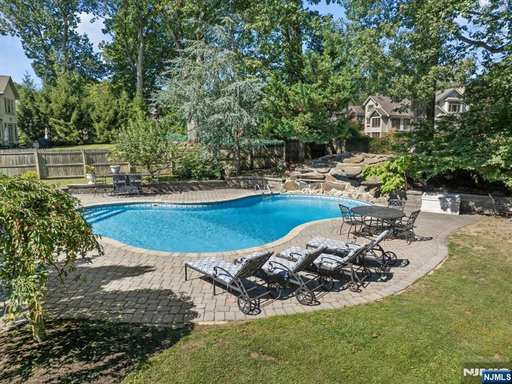 Old Tappan, New Jersey, 07675, United States, 4 Bedrooms Bedrooms, ,5 BathroomsBathrooms,Residential,For Sale,1991175