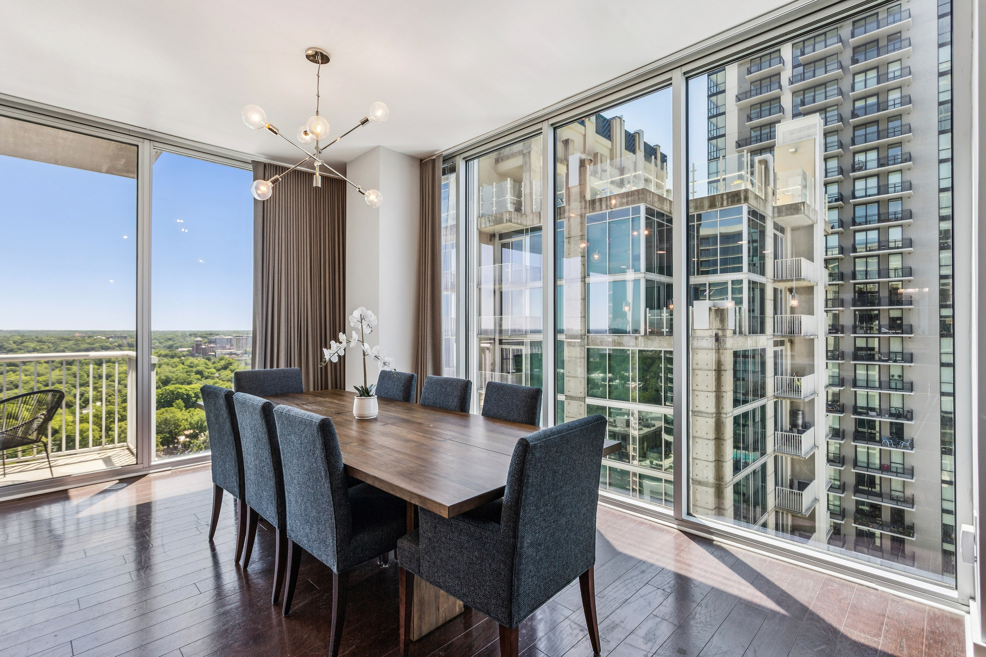  Experience Luxury Living In The Sky - 物件實景