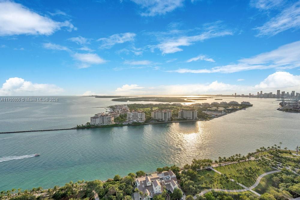 Miami Beach, Florida, 33139, United States, 2 Bedrooms Bedrooms, ,3 BathroomsBathrooms,Residential,For Sale,1877481