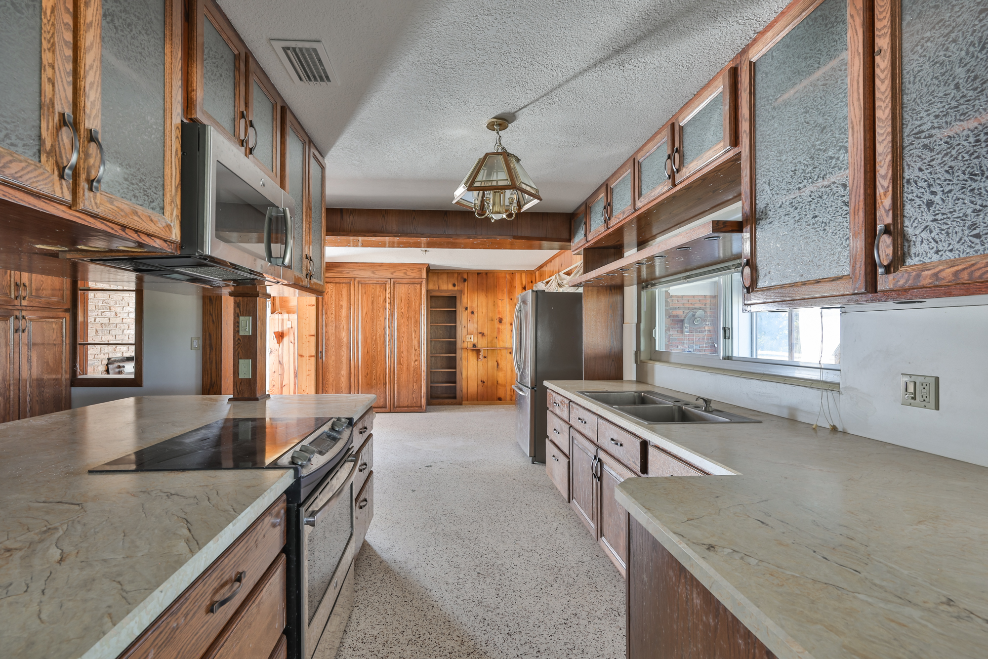 Ruskin, Florida, 33570, United States, 3 Bedrooms Bedrooms, ,2 BathroomsBathrooms,Residential,For Sale,2002551