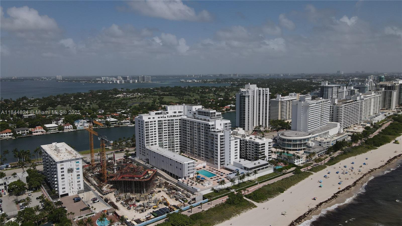 Miami Beach, Florida, 33140, United States, 2 Bedrooms Bedrooms, ,2 BathroomsBathrooms,Residential,For Sale,1907314