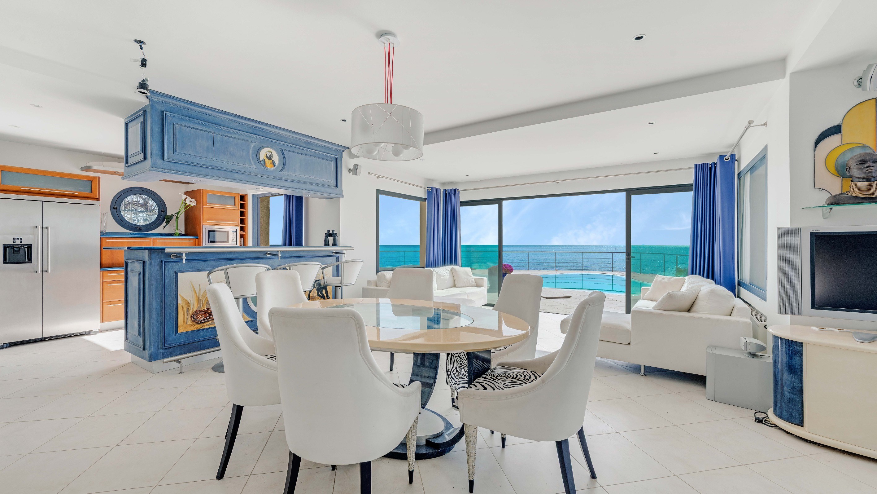  Les Issambres waterfront villa 290 sqm direct sea access 5 bedroom French Rivie… - 物件實景