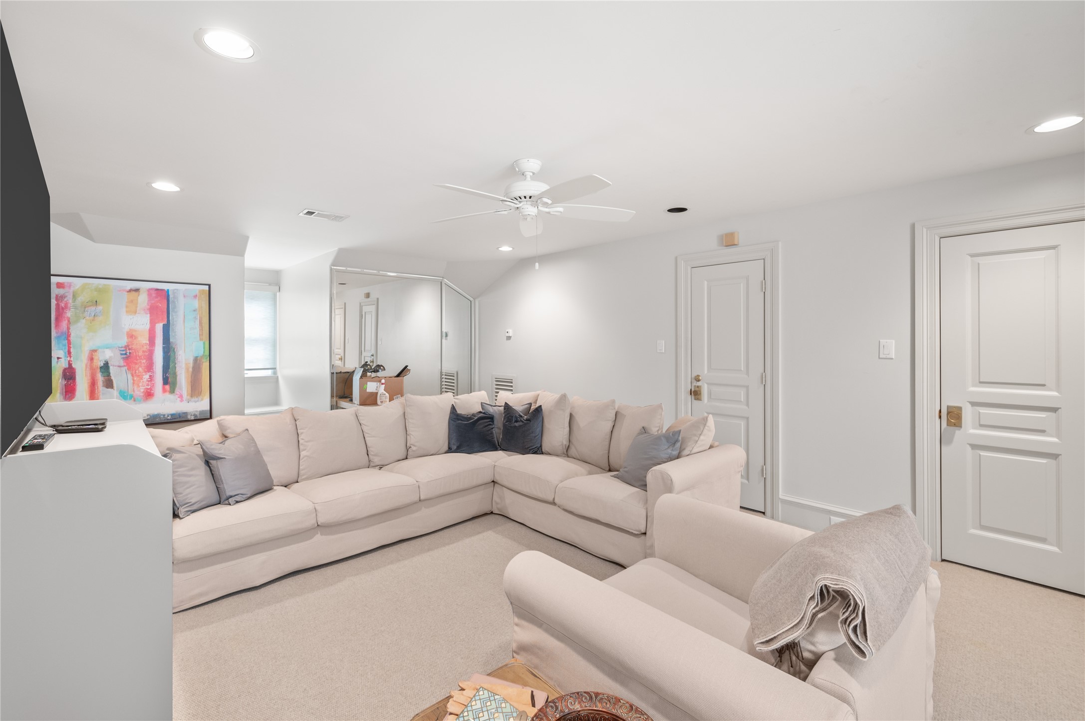  1235 Wynden Oaks Garden Drive - 物件實景