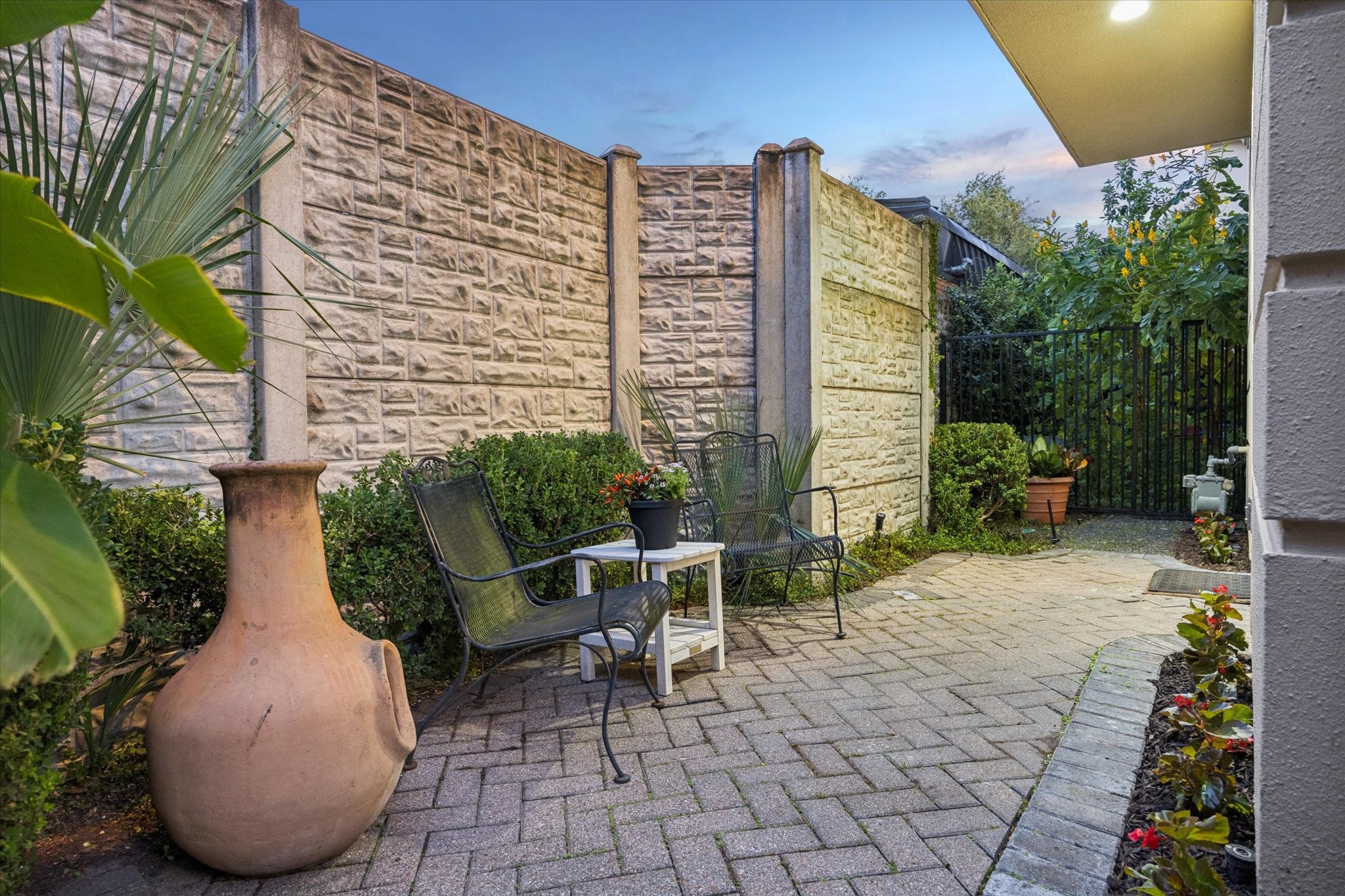  1515 Hyde Park Boulevard #5 - 物件實景