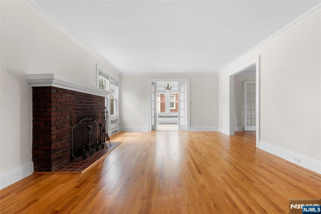 Rutherford, New Jersey, 07070, United States, 4 Bedrooms Bedrooms, ,2 BathroomsBathrooms,Residential,For Sale,1901236