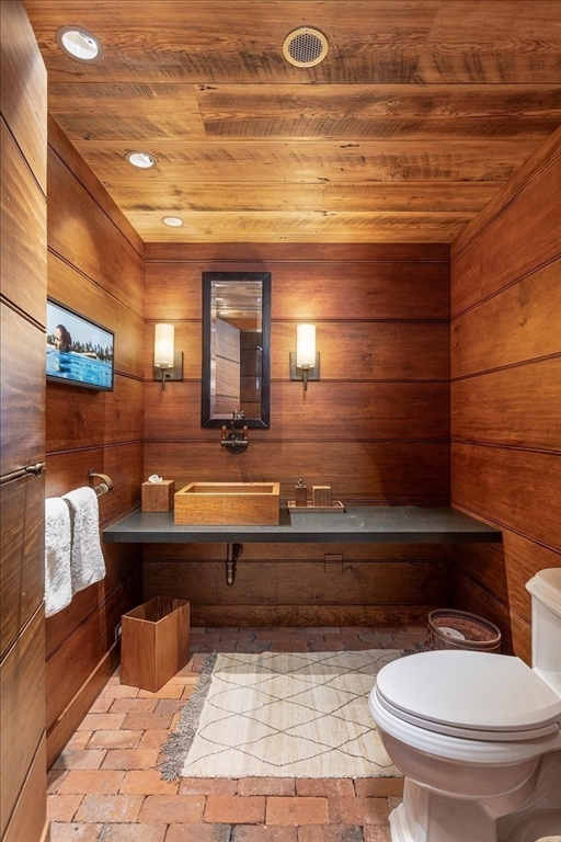 Cambridge, Massachusetts, 02138, United States, 7 Bedrooms Bedrooms, ,7 BathroomsBathrooms,Residential,For Sale,1964740