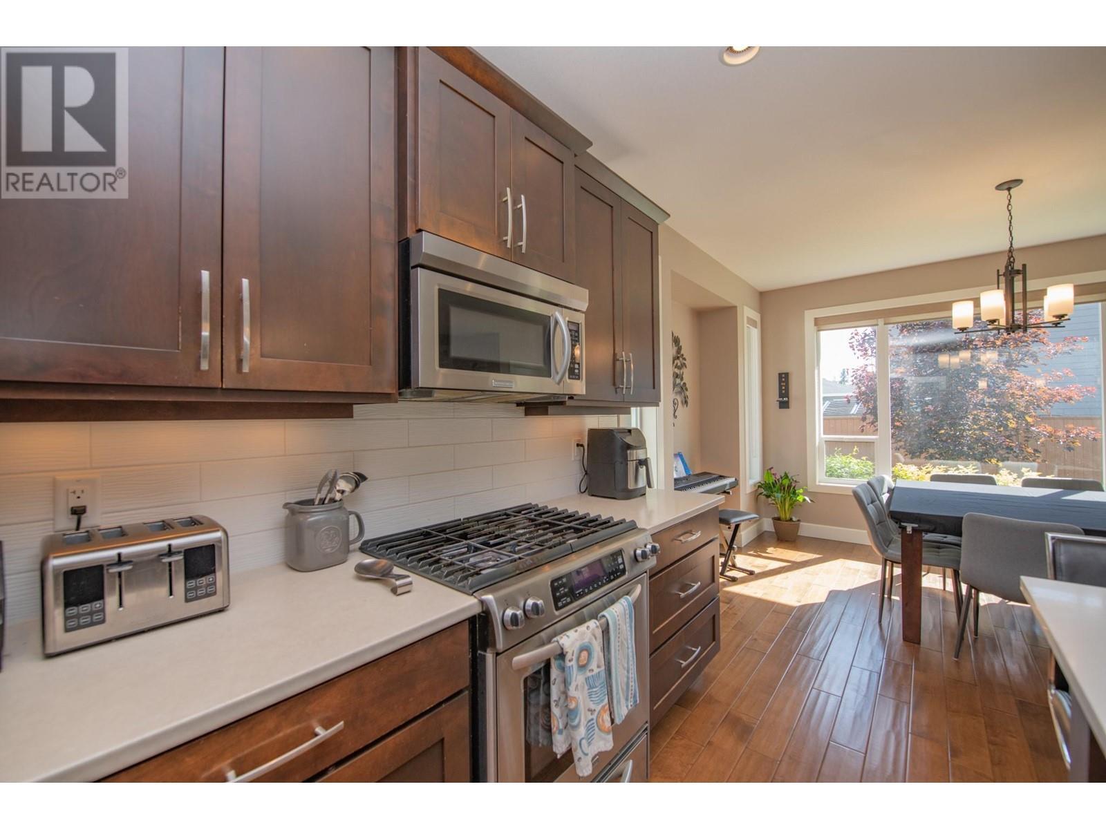 ARMSTRONG, British Columbia, V4Y 0X9, CA, 6 Bedrooms Bedrooms, ,3 BathroomsBathrooms,Residential,For Sale,1838697