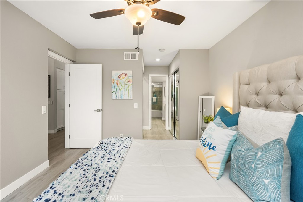 Rancho Santa Margarita, California, 92688, United States, 2 Bedrooms Bedrooms, ,1 BathroomBathrooms,Residential,For Sale,1819932