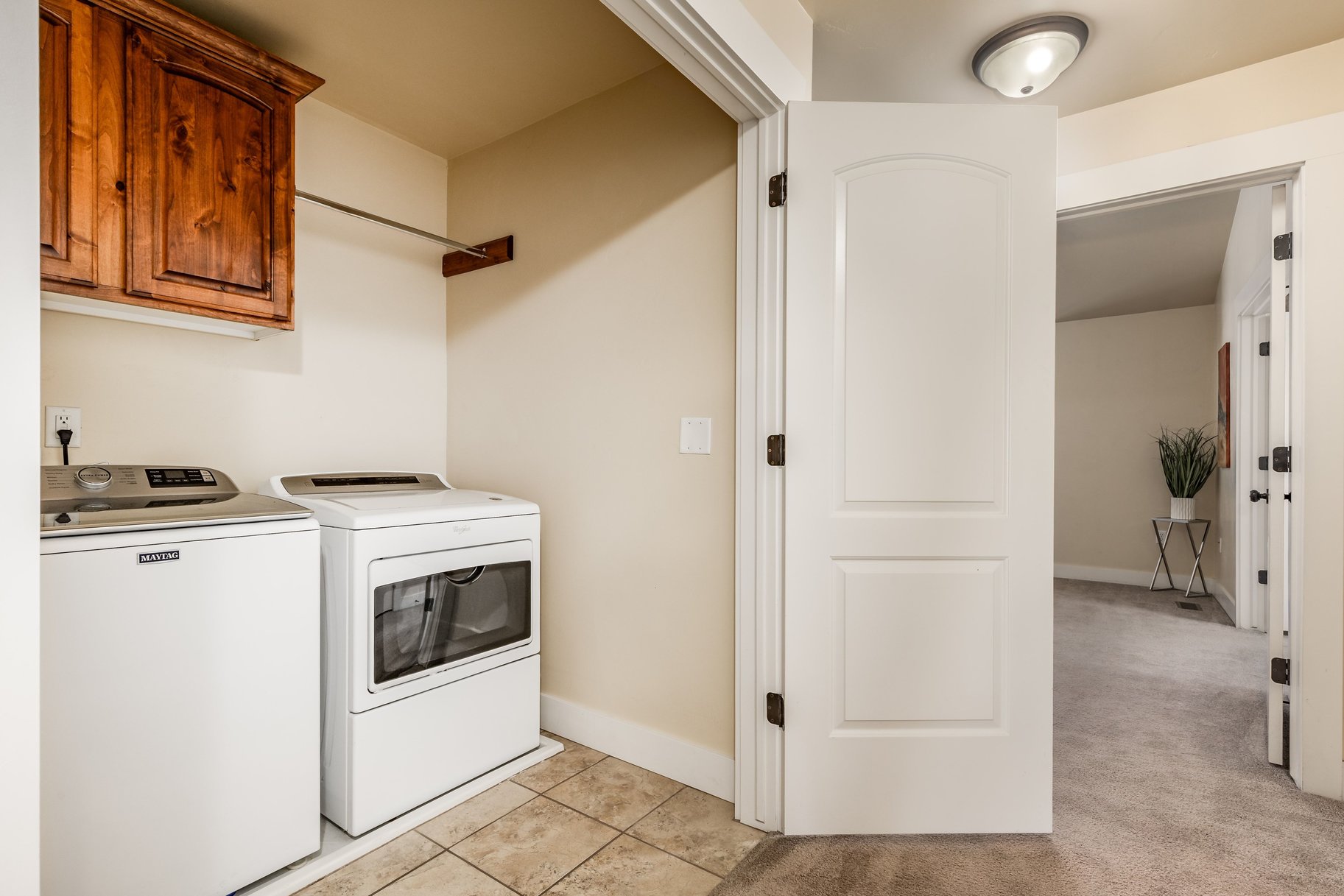  Prime Holladay Townhome in an Unbeatable Location - 物件實景