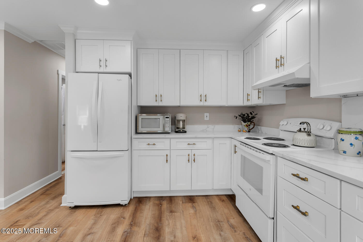 Belford, New Jersey, 07718, United States, 3 Bedrooms Bedrooms, ,2 BathroomsBathrooms,Residential,For Sale,1921068