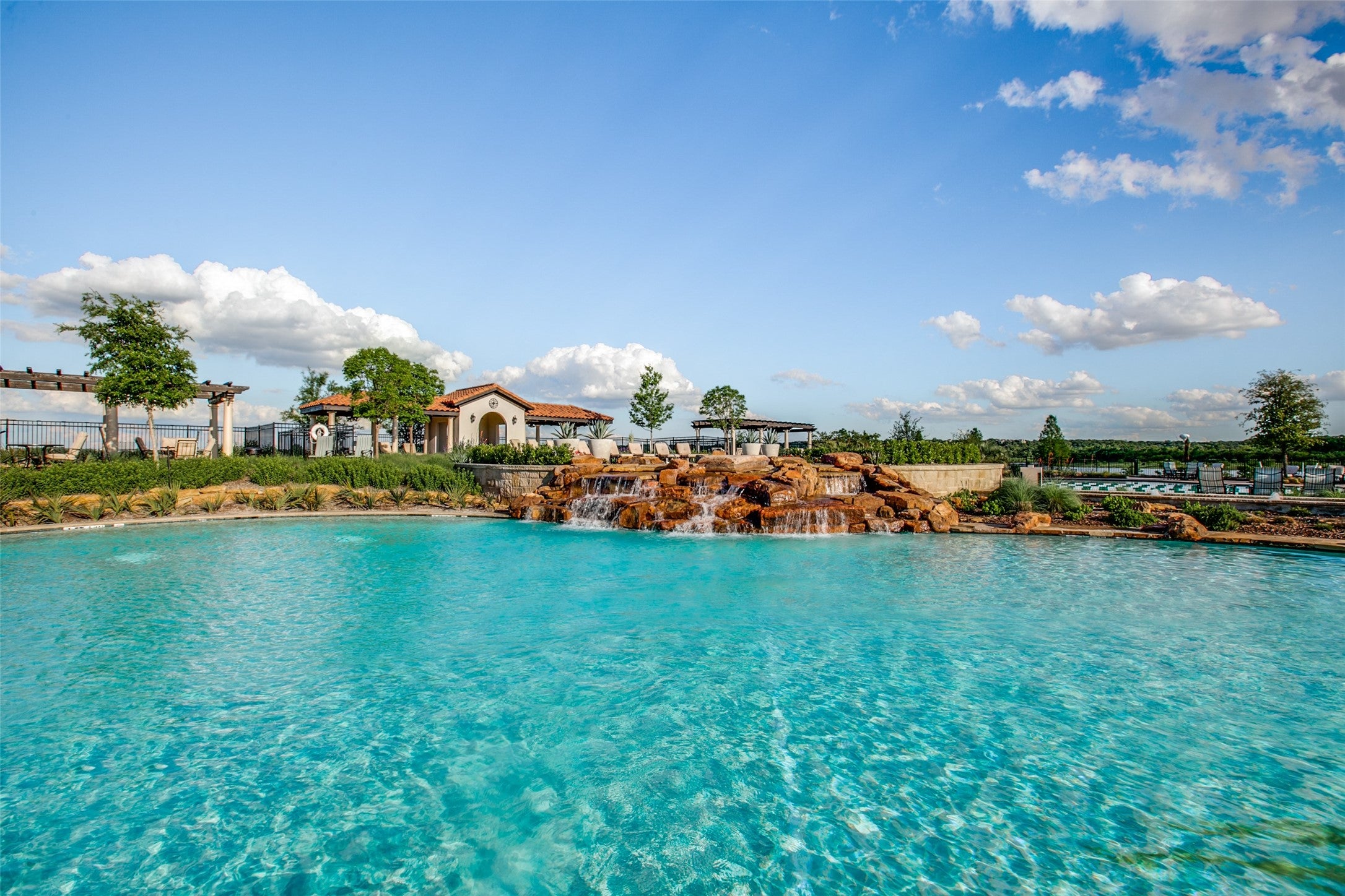 Arlington, Texas, 76005, United States, 3 Bedrooms Bedrooms, ,3 BathroomsBathrooms,Residential,For Sale,1977592