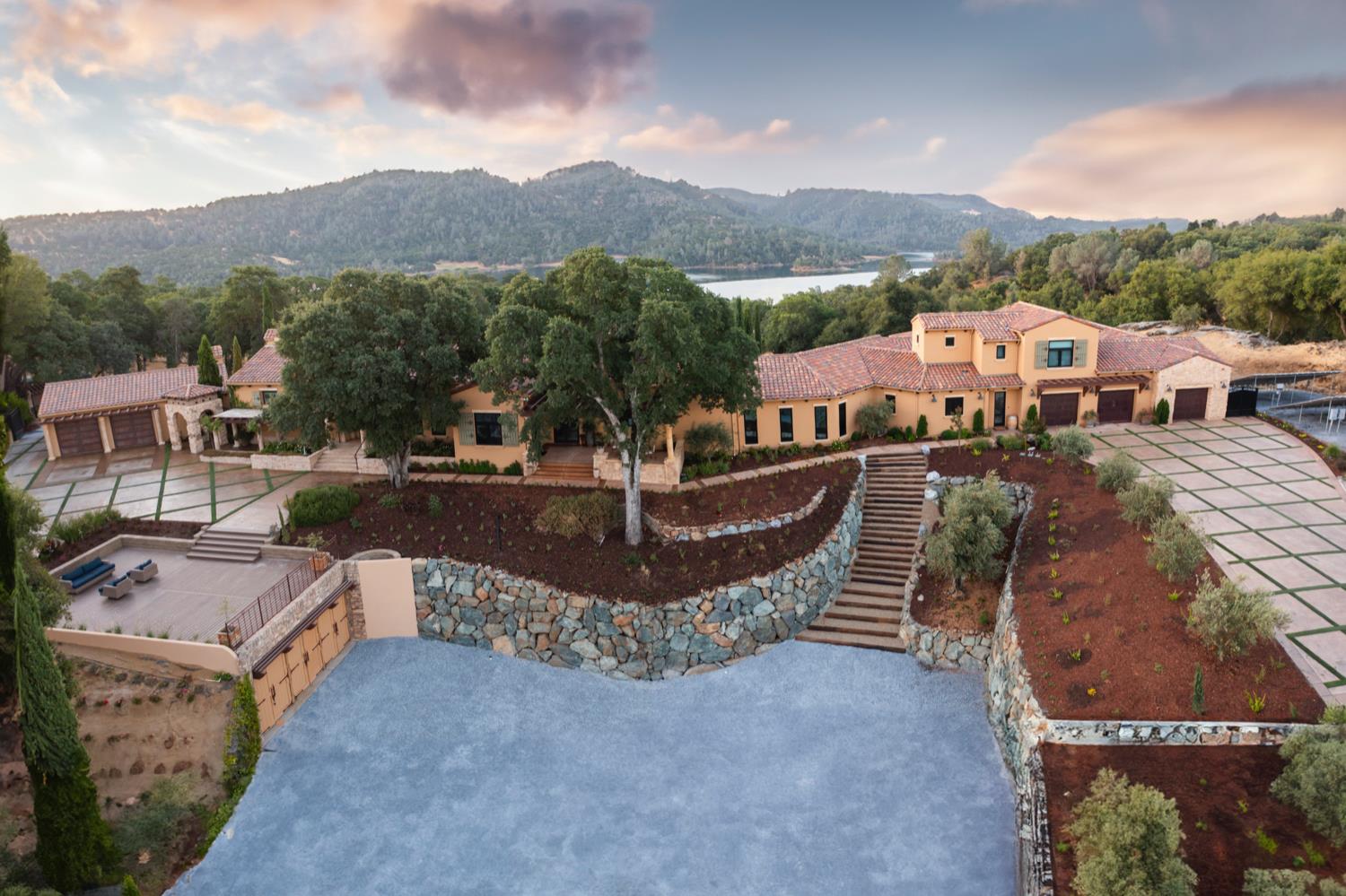 Loomis, California, 95650, United States, 6 Bedrooms Bedrooms, ,6 BathroomsBathrooms,Residential,For Sale,1908935