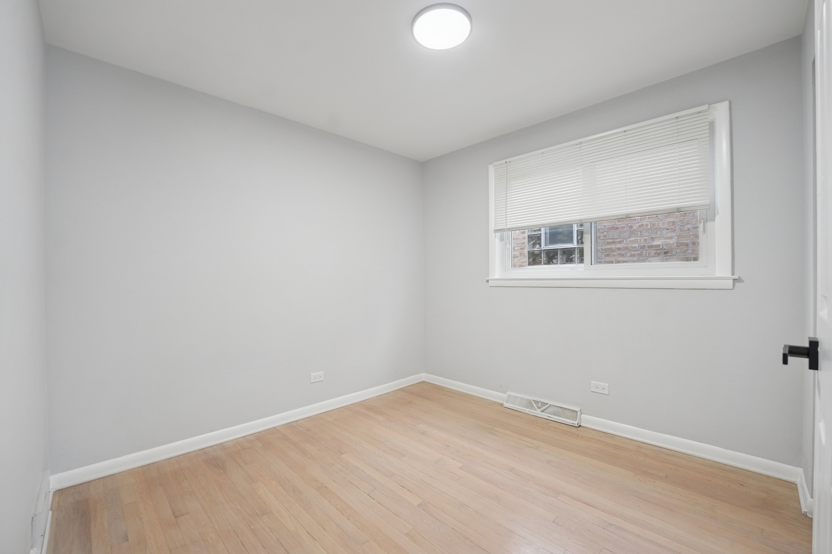 Cicero, Illinois, 60804, United States, 8 Bedrooms Bedrooms, ,Residential,For Sale,2000949