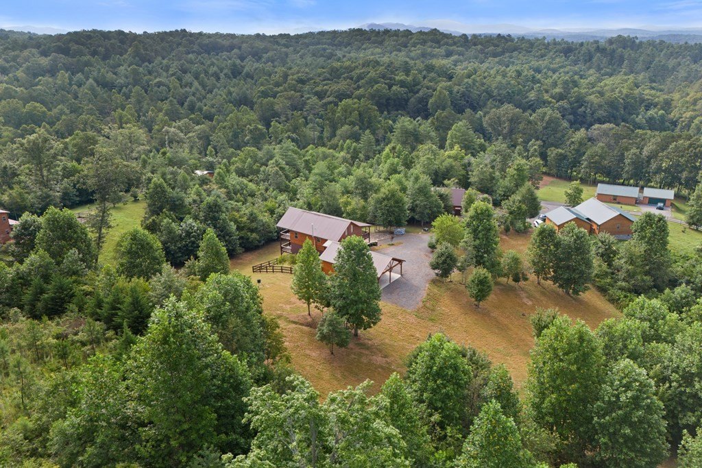 Murphy, North Carolina, 28906, United States, 4 Bedrooms Bedrooms, ,3 BathroomsBathrooms,Residential,For Sale,1905672
